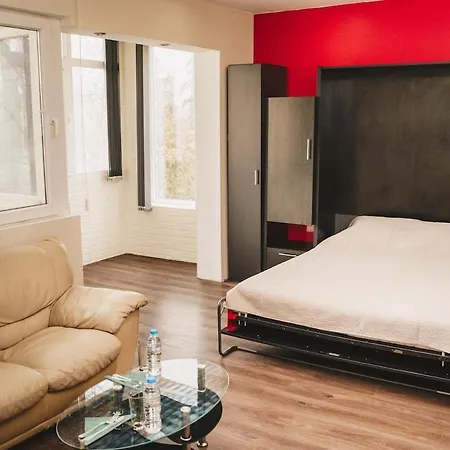 Sunny Corner アパート *