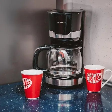 Sunny Corner Apartment *